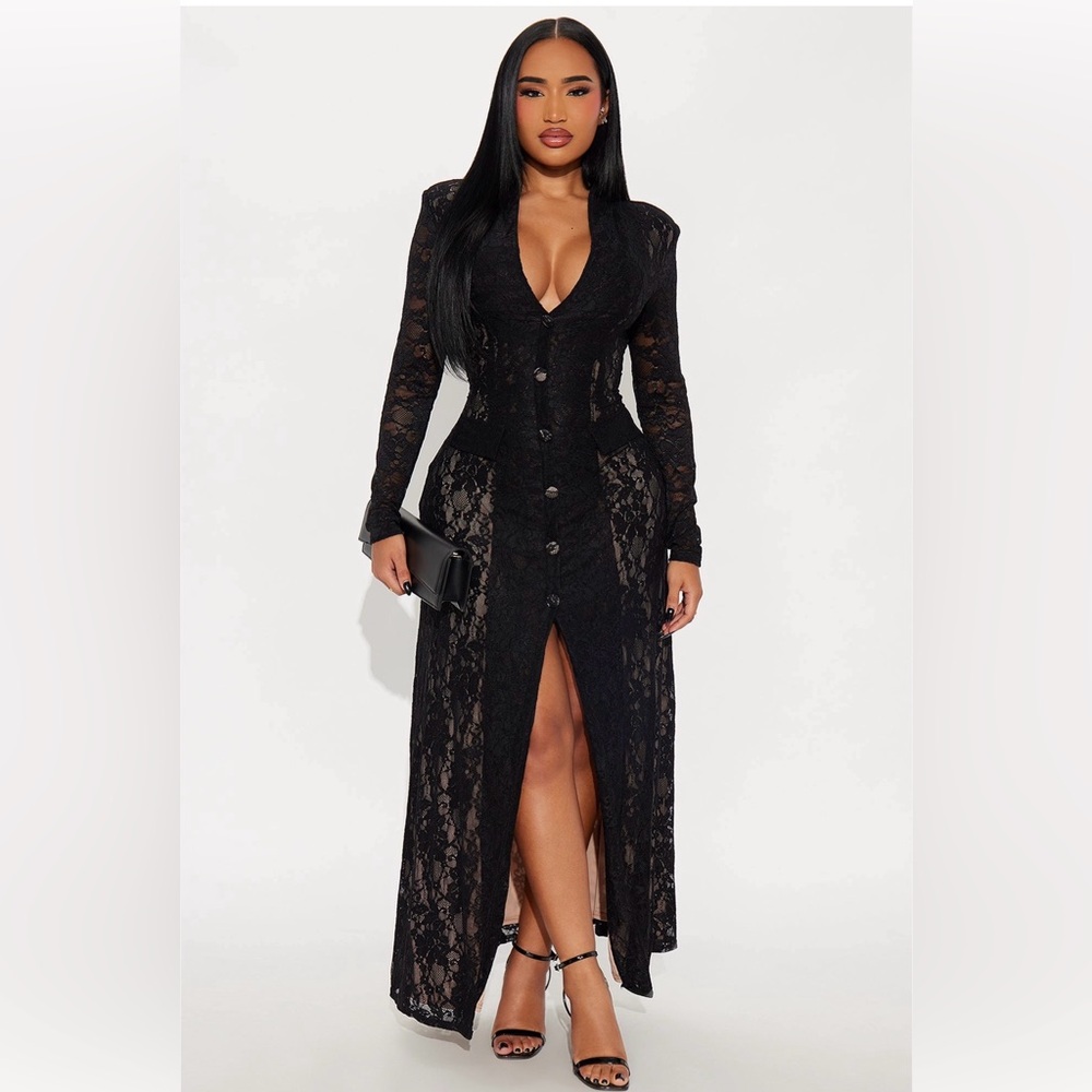Fashionova  Black Lace Maxi Dress